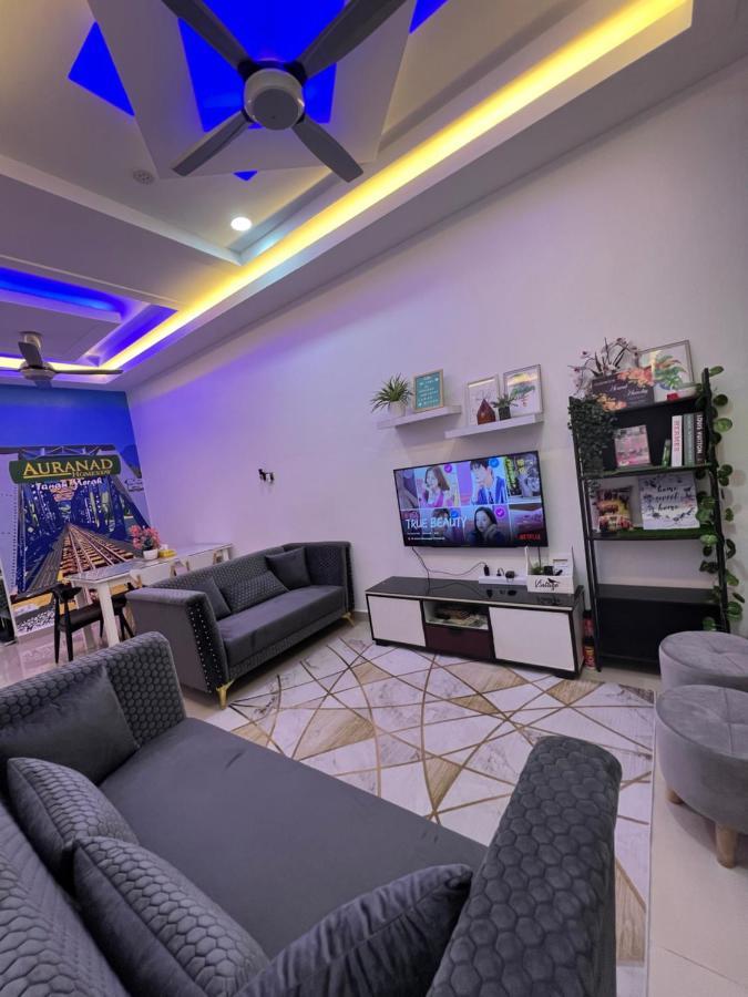 Auranad Guest House Tanah Merah Wifi-Netflix Екстер'єр фото